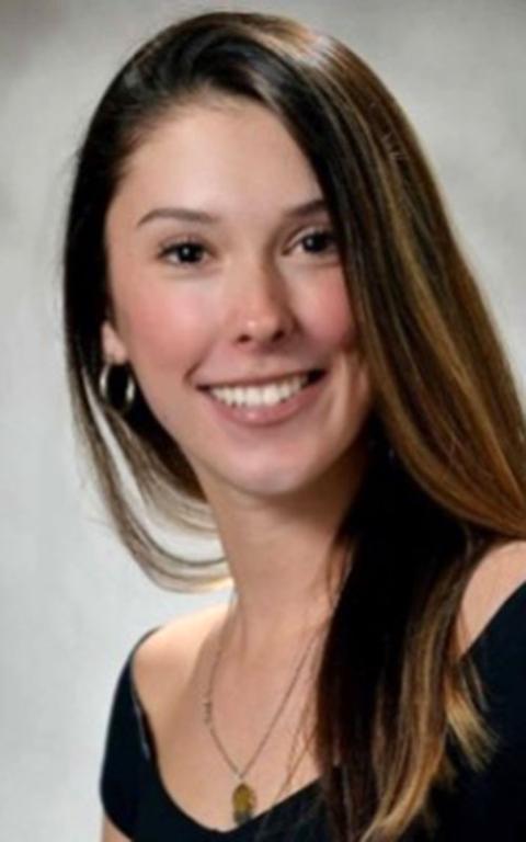 Headshot of CSSS grad student, Emma Dennis.